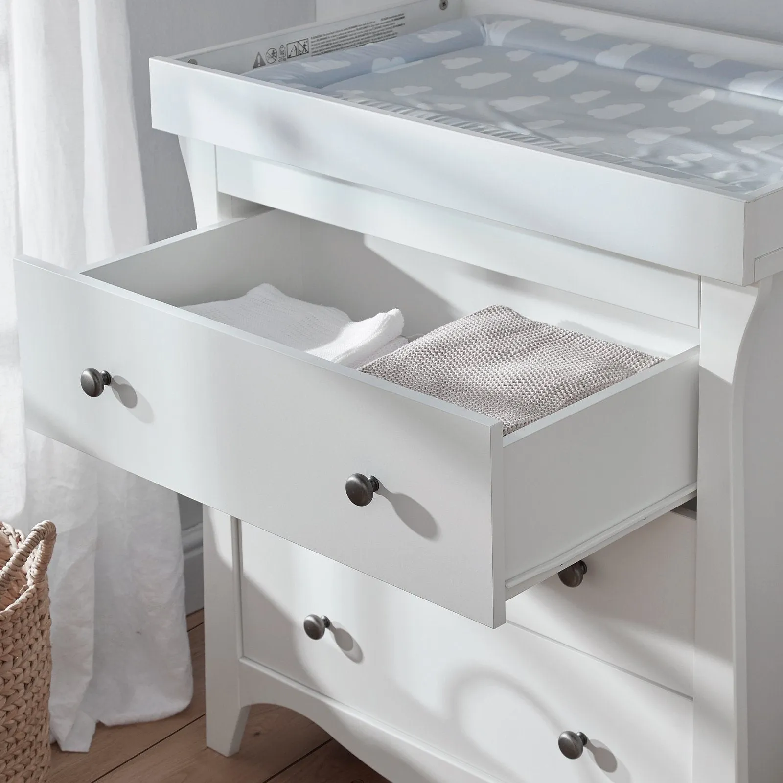 CuddleCo Clara 3 Drawer Dresser & Changer - White