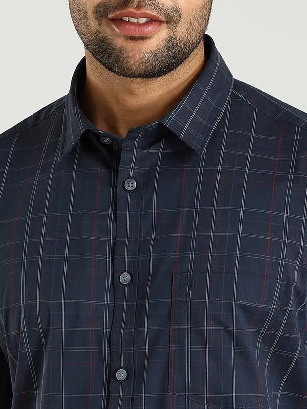 Men Checked Half Sleeve Cotton Blend Shirt