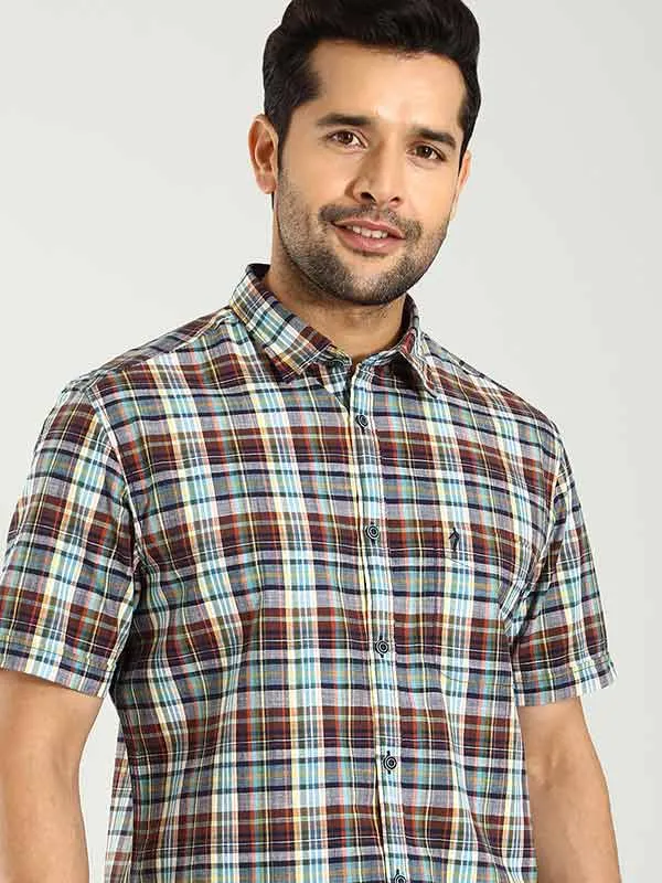 Men Checked Half Sleeve Cotton Shirt