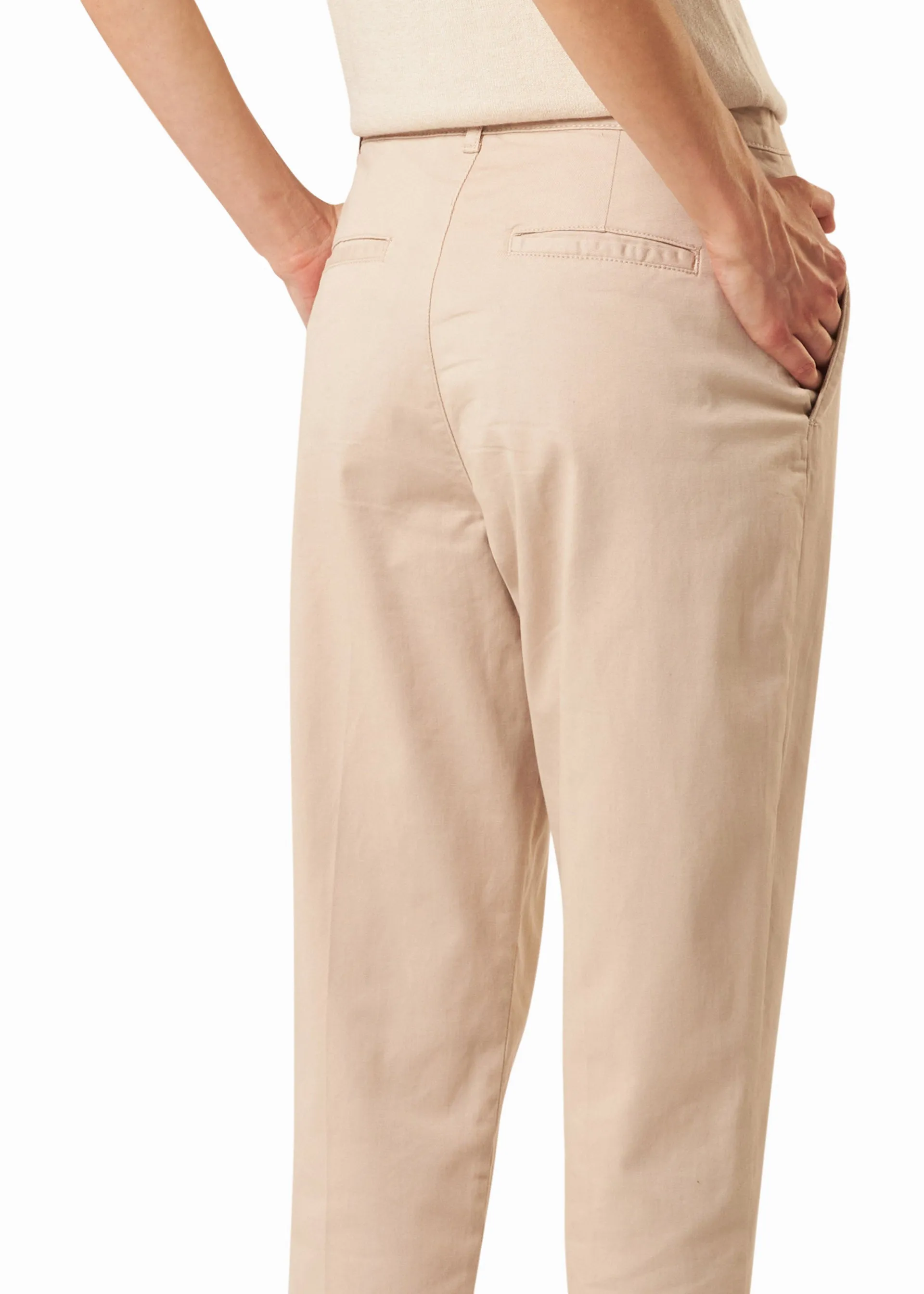 Pantaloni carrot fit